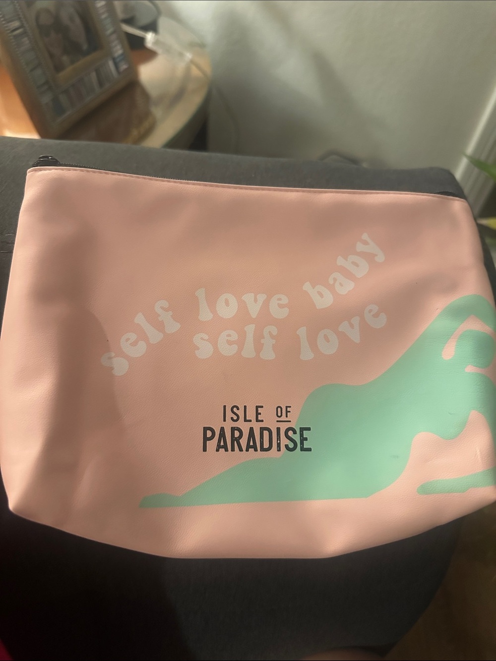 Isle of Paradise “self love baby” bag